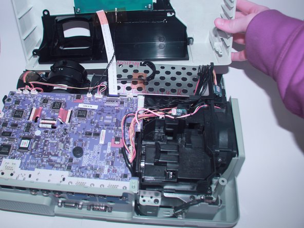 Projecteur- remplacer la lampe par une LED kJYPR2YOPwcJwGSQ.jpeg
