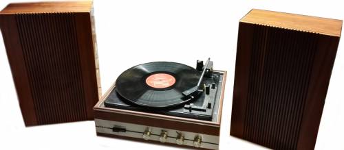 Restauration d'un tourne-disque vinyle