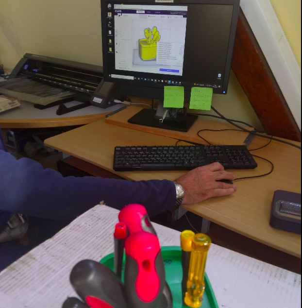 Scanner en 3D avec le scanner Sense 3D de Cubify Screenshot from 2022-10-22 19-25-20.png