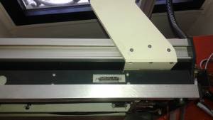 Transformation de machine 3 axes en mini fraiseuse decoupe flanc.jpg