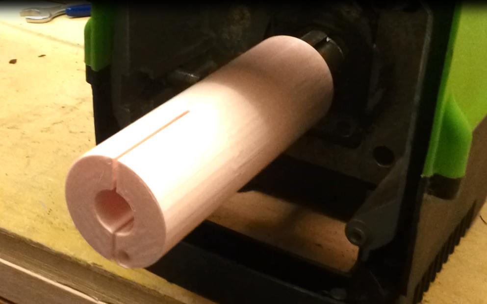 Atelier Broyeuse Dechets Plastique CaTourne.jpg Atelier Broyeuse Dechets Plastique CaTourne.jpg