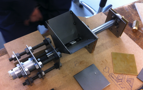 Atelier Extrudeuse Filament Plastique extruder05.png Atelier Extrudeuse Filament Plastique extruder05.png