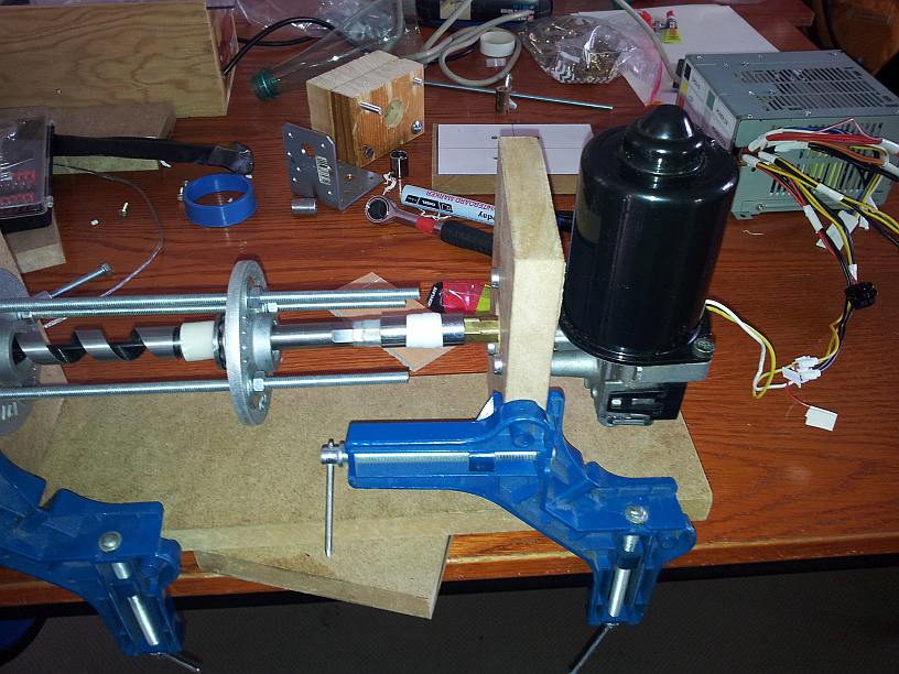 Atelier Extrudeuse Filament Plastique Motor.jpg Atelier Extrudeuse Filament Plastique Motor.jpg