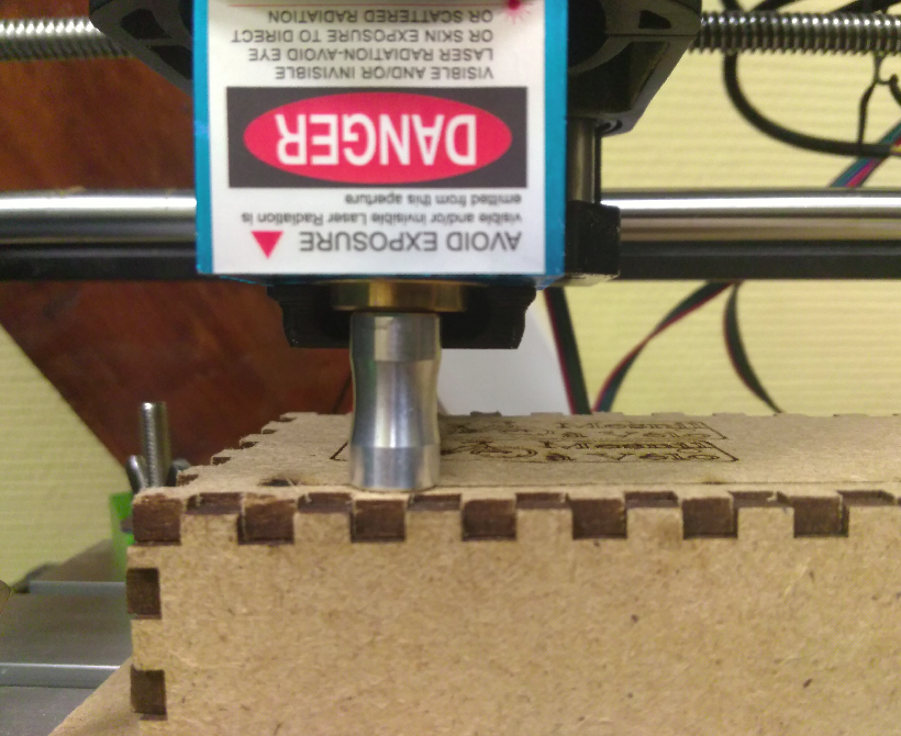 Graver au laser avec une CNC 3018 caler.png Graver au laser avec une CNC 3018 caler.png