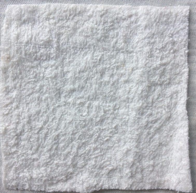 Lingettes lavables pour d maquiller towel.jpg Lingettes lavables pour d maquiller towel.jpg