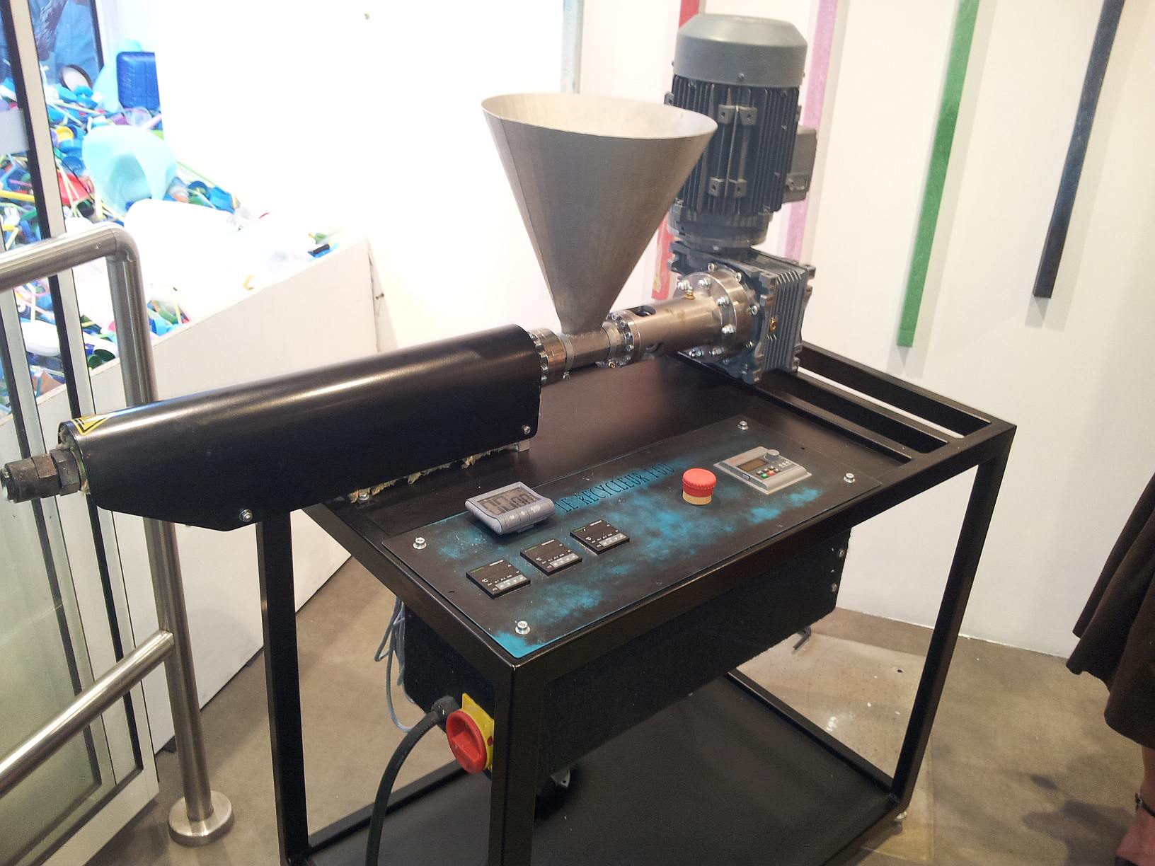 Projet Plastique SamjiD.jpg Projet Plastique SamjiD.jpg
