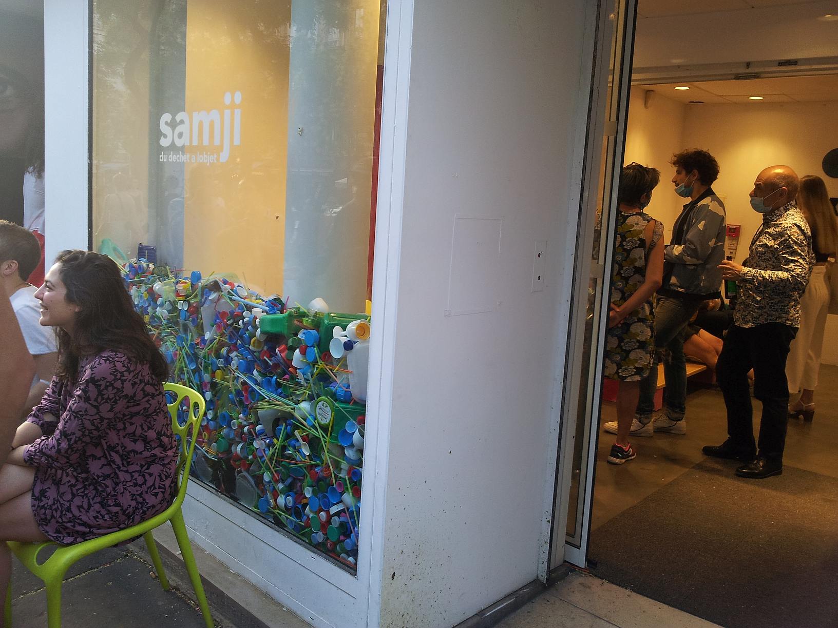 Projet Plastique SamjiE.jpg Projet Plastique SamjiE.jpg