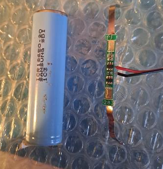 Sauver une visseuse à batterie ou autre appareil sous 4,2V visseuse-bms.png Sauver une visseuse à batterie ou autre appareil sous 4,2V visseuse-bms.png